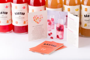 Råstad kombucha flasker og informasjon